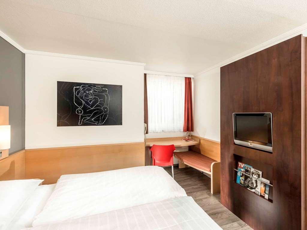 فندق Ibis Kassel ميلسُنْغِن الغرفة الصورة