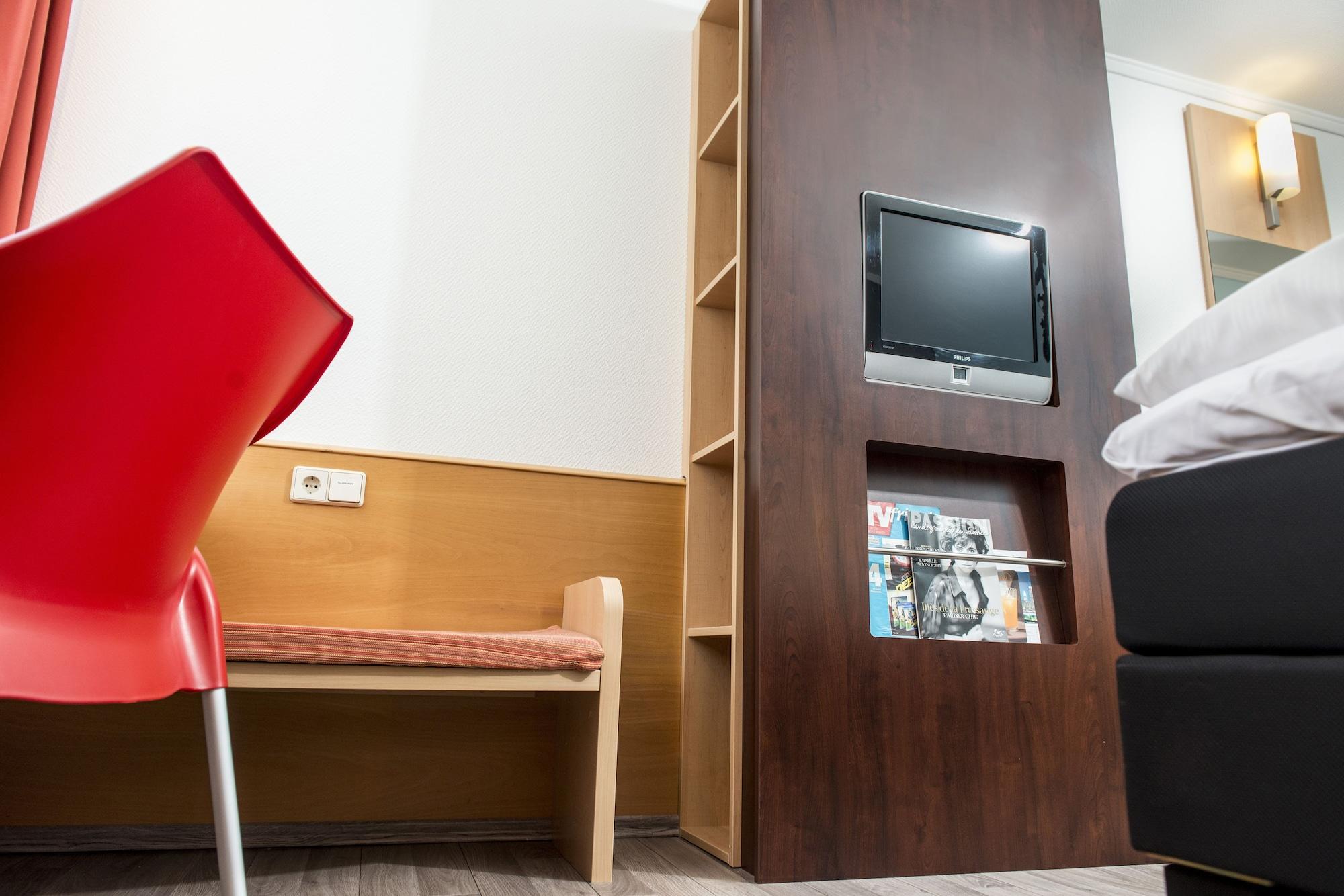 فندق Ibis Kassel ميلسُنْغِن الغرفة الصورة